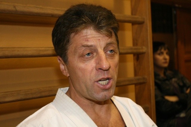 Prezes Krzysztof Borowiec jest zadowolony z postawy reprezentantów Kieleckiego Klubu Karate Kyokushin podczas zawodów w Szwajcarii.