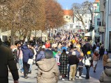 Wielkanoc w Sopocie. Na ulicach tłumy spacerowiczów. Wszystko przez bardzo sprzyjającą pogodę. Zobacz ZDJĘCIA