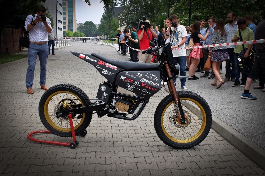 Lem Falcon elektryczny motocykl studentów z Wrocławia