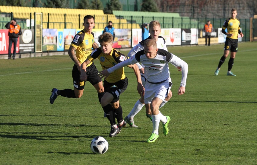 2 liga piłkarska. Przegrane mecze Siarki Tarnobrzeg z GKS Bełchatów i Stali Stalowa Wola w Rzeszowie z Resovią 