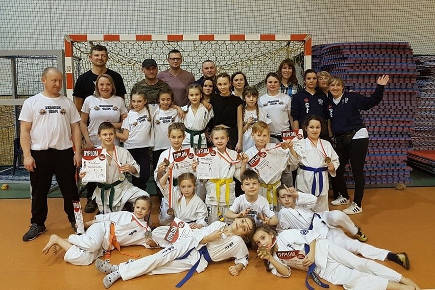 Ekipa SKSW wróciła z Będzina z 8 medalami