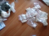 Radomscy policjanci zabezpieczyli 70 gramów amfetaminy i 10 gramów marihuany. Podejrzani to mieszkańcy gminy Kowala