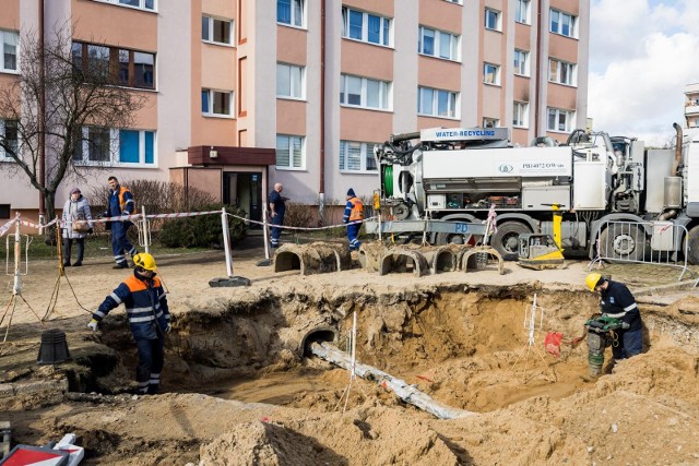 Awaria przy ul. Kleina nastąpiła dwukrotnie - najpierw we wtorek 7 marca, później w środę 8 marca