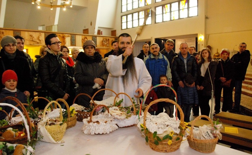 Wielka Sobota w Lublinie. Mieszkańcy święcili pokarmy (ZDJĘCIA)