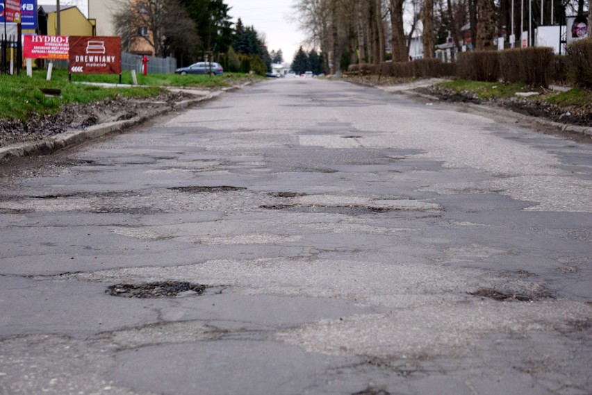 Czy ulica Energetyków przejdzie remont? Radny pyta, ratusz odpowiada