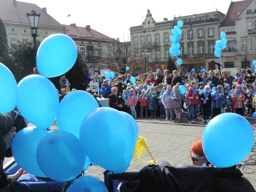 Poznaj zanim ocenisz - takie hasło przyświecało wczorajszym,...