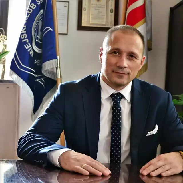Artur Ludew, kandydat na burmistrza Szydłowca.