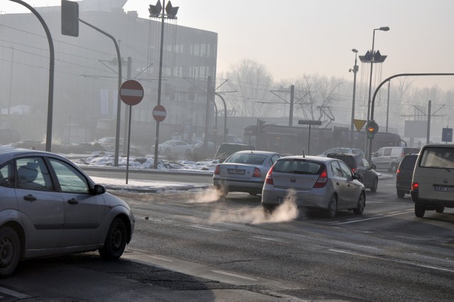 Jaka pogoda czeka nas w niedzielę? Uwaga na niebezpieczne mgły!