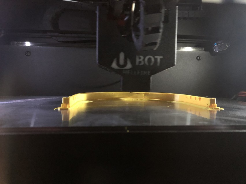 Rosti Poland wykorzystując drukarkę 3D Ubot P440 drukują...