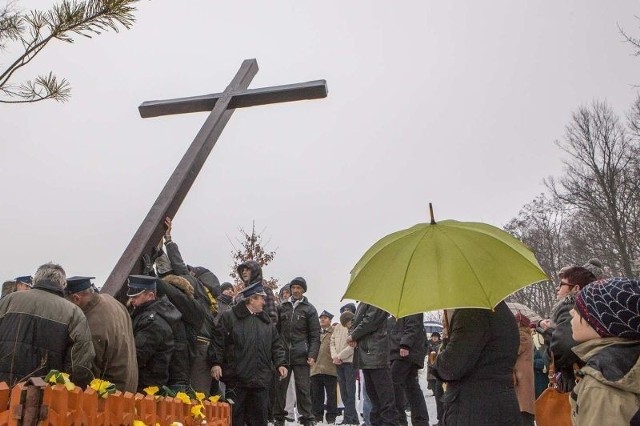 W Wielki piątek w Pińczowie odbyła się tradycyjna Droga Krzyżowa, z kościoła pw. Św. Jana Ewangelisty i Apostoła na Górę Zamkową.