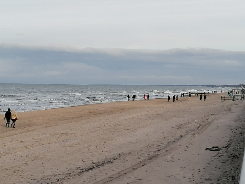 Spacer po plaży w Sarbinowie