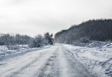 Lubelskie. Znowu zrobi się ślisko na drogach! IMGW ostrzega kierowców przed marznącymi opadami. Gołoledź przed Sylwestrem i w Nowy Rok 2022