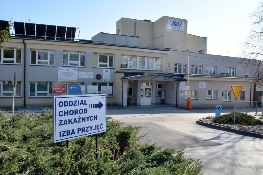 Zespół Opieki Zdrowotnej - szpital powiatowy w Busku-Zdroju.