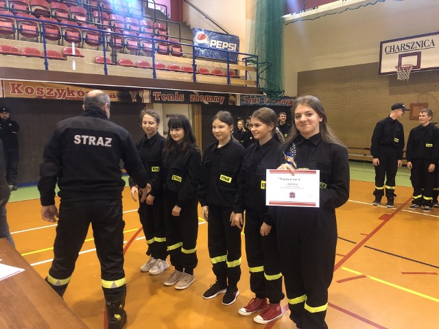 Zawody młodzieżowych drużyn pożarniczych w Charsznicy