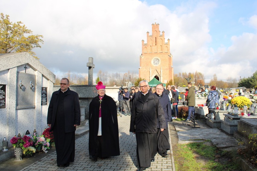 Uroczystości odnowienia mauzoleum gen. Chłopickiego i piknik...