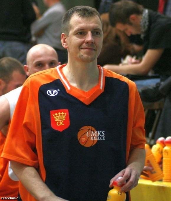 Grzegorz Kij, po blisko 20 latach zawodowej gry w koszykówkę kończy karierę.