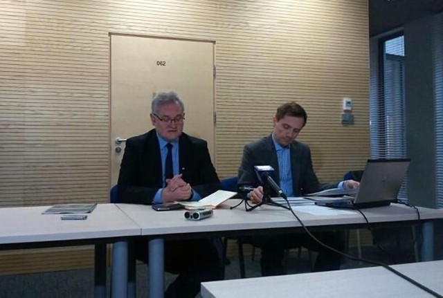 Andrzej Pruszkowski i Grzegorz Muszyński podczas sobotniej konferencji prasowej w sprawie połączenia COZL i szpitala im. Jana Bożego w Lublinie