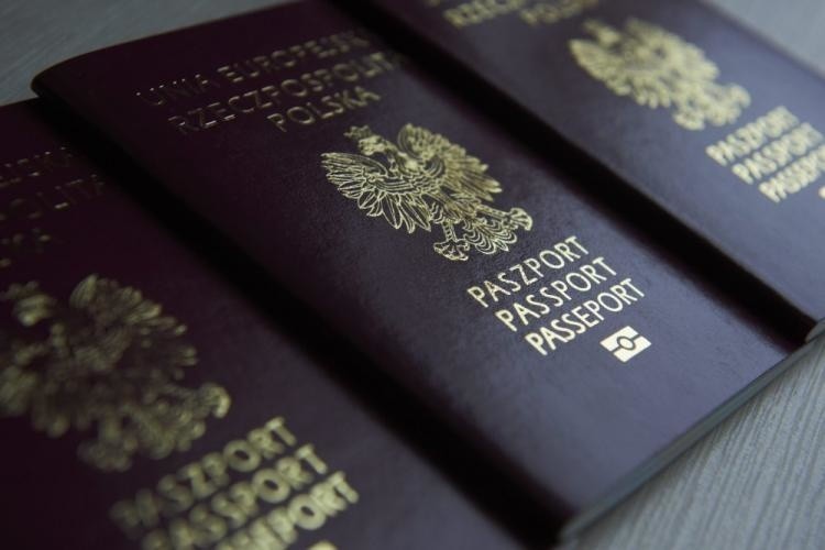 Wniosek paszportowy można złożyć tylko po wcześniejszej...