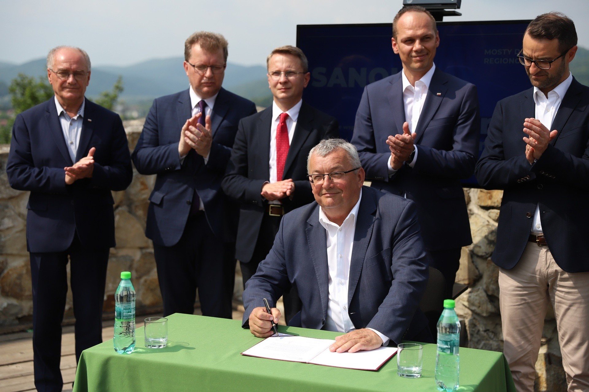andrzej-adamczyk-na-nowy-most-w-sanoku-rz-d-przeka-e-ponad-70-mln-z