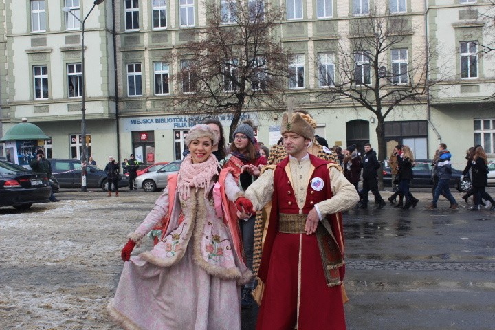 Pół tysiąca par zatańczyło poloneza w Zabrzu