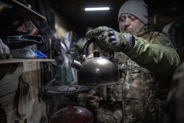 Ukraińskim siłom w rejonie Awdijiwki zaczyna brakować amunicji.