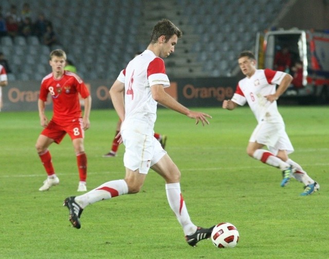 W reprezentacji Polski cały mecz na środku obrony rozegrał Piotr Malarczyk z Korony Kielce. 