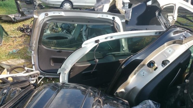 Pilscy policjanci zlikwidowali dziuplę samochodową