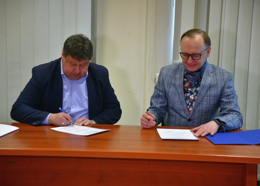 Studenci dziennikarstwa radomskiego uniwersytetu będą mieli praktyki w Skaryszewie 