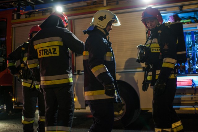 Groźny wypadek w Bydgoszczy. Na miejscu pracowali m.in strażacy.