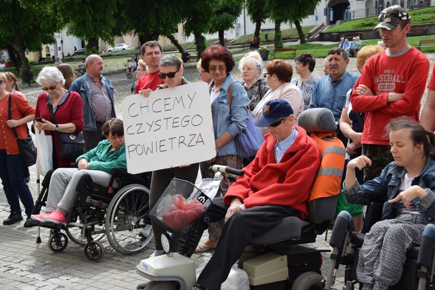 Mieszkańcy Przemyśla protestowali przeciwko budowie wytwórni...