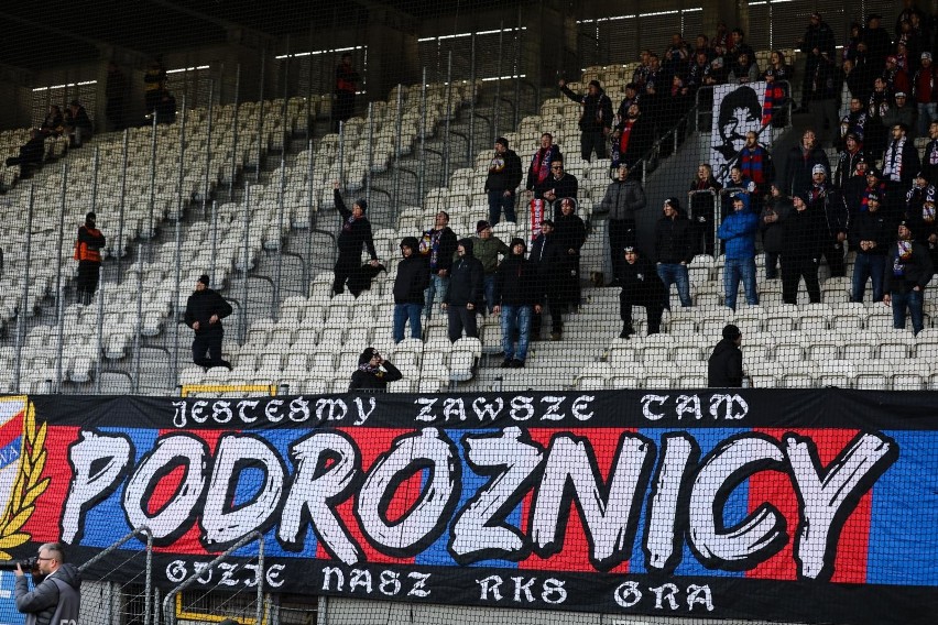 Kibice z Częstochowy na meczu Cracovia - Raków