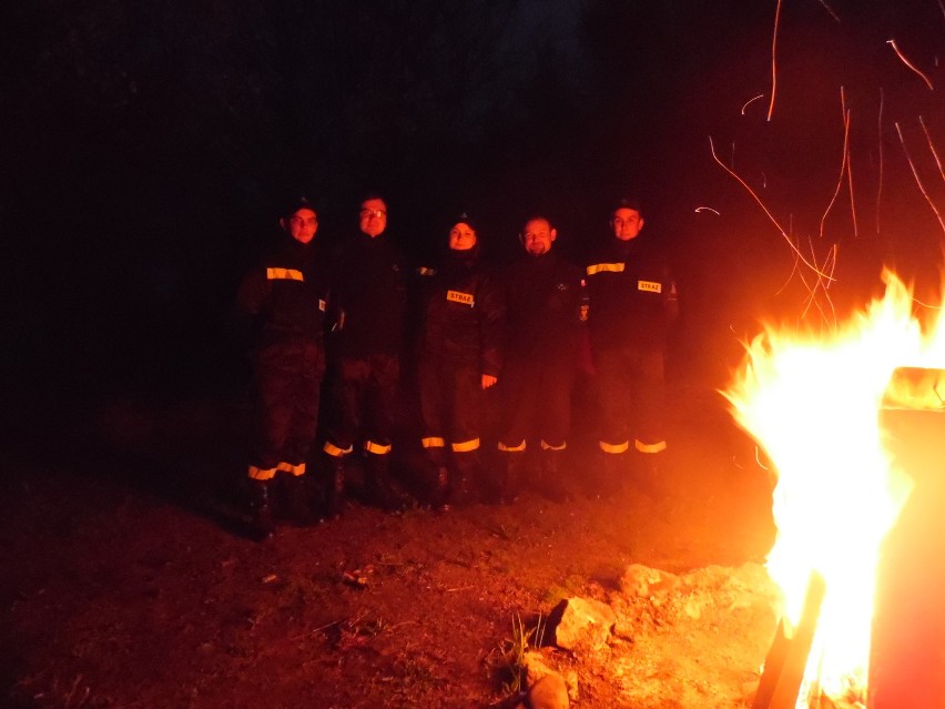 Strażacy ze Skalbmierza uczcili 1050 lecie chrztu Polski. Zobacz zdjęcia