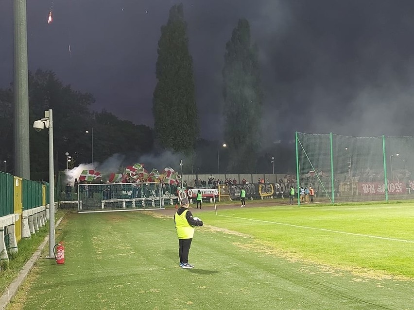 Kibice Broni i Powiślanki na meczu w Warszawie