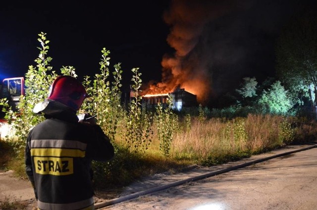 Pożar fabryki mebli w Kościanie