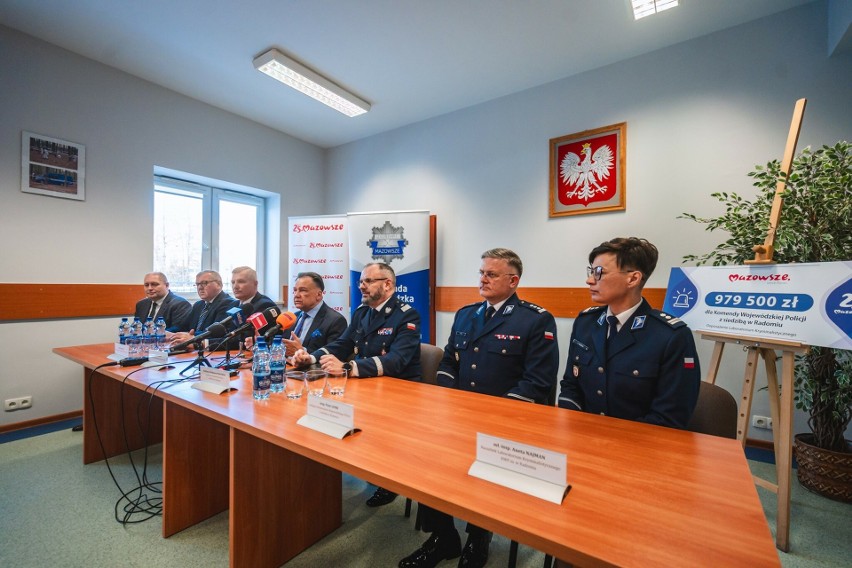 Samorząd Mazowsza udzielił wsparcia radomskiej policji.