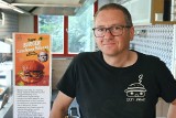 Burger Czesława Miłosza w Domu Strawy w Kielcach! Bo noblista miał "smaka" [FILM]