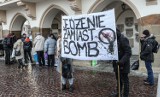 Jedzenie zamiast bomb na rynku w Rzeszowie