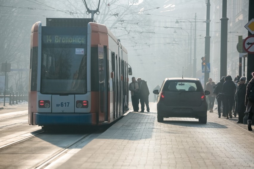 Smog w Krakowie. 11 listopada darmowa komunikacja miejska
