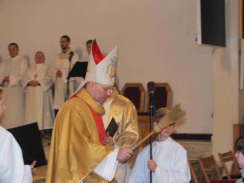  Podniosłe uroczystości Wielkiego Czwartku w Starachowicach