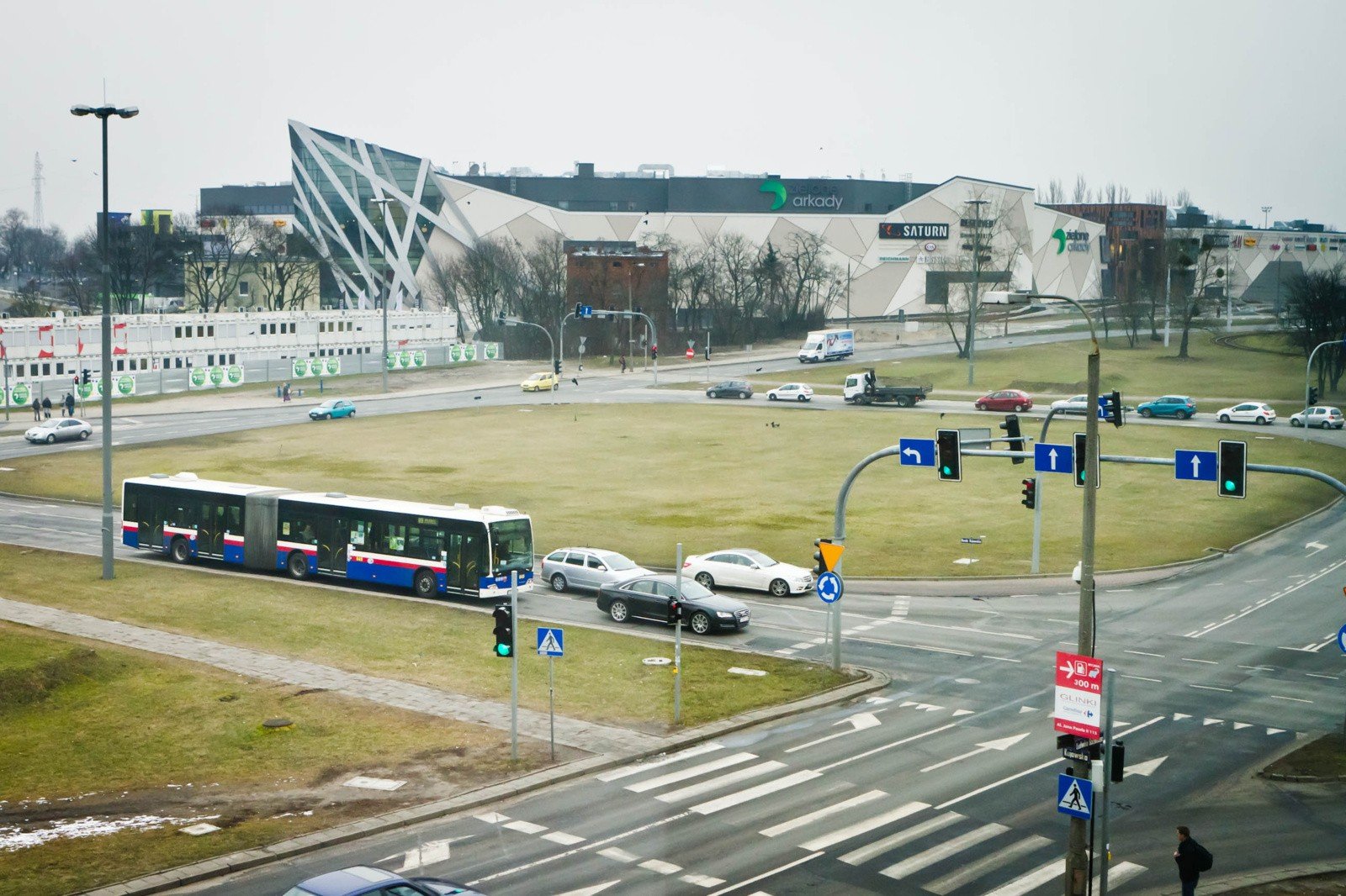 Samochód zostaw na parkingu, a do centrum jedź autobusem