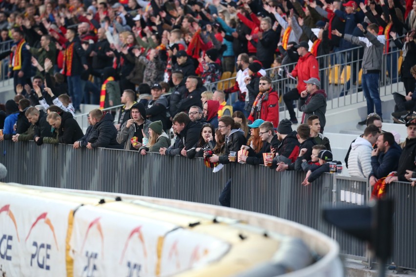 Kibice na meczu Sparta – Falubaz na Stadionie Olimpijskim [ZNAJDŹ SIĘ NA ZDJĘCIACH]