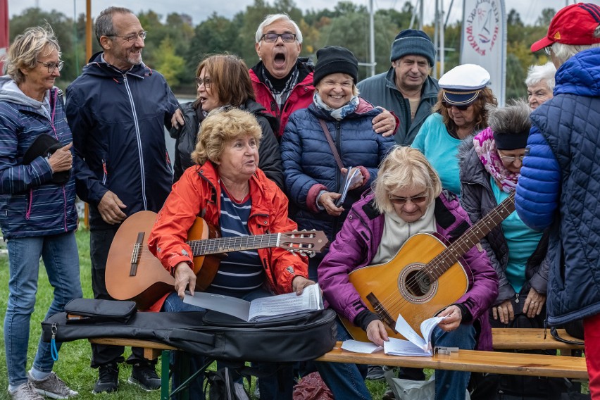 Kraków. Jesień na Bagrach i piknik dla seniorów