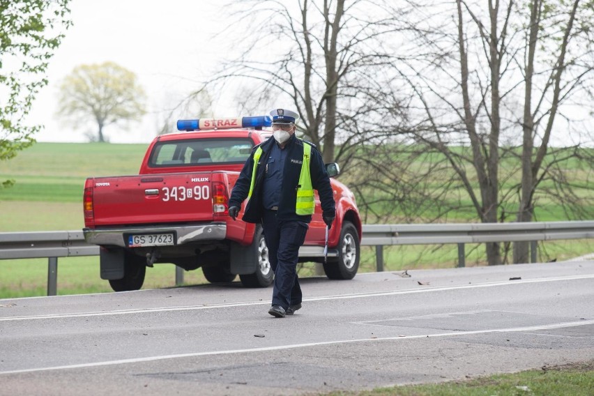 Mandaty za brak maseczki są już zgodne z prawem. Policja ma...