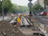 Prace na torowisku przy alei Włókniarzy w Łodzi. Nie będą kursować tramwaje, jezdnia będzie zwężona