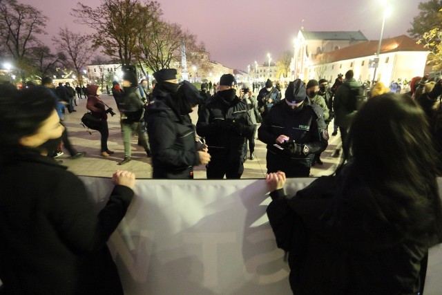 Manifestacja odbywała się pod hasłem „Wszyscy na Lublin"