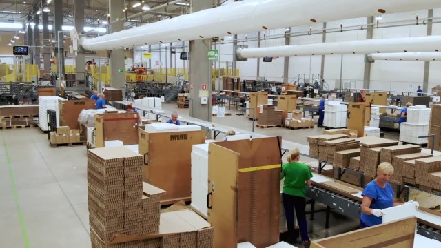 IKEA Industry ma w Zbąszynku w woj. lubuskim największy zakład produkcyjny na świecie. Pracuje tam ponad 3300 osób.