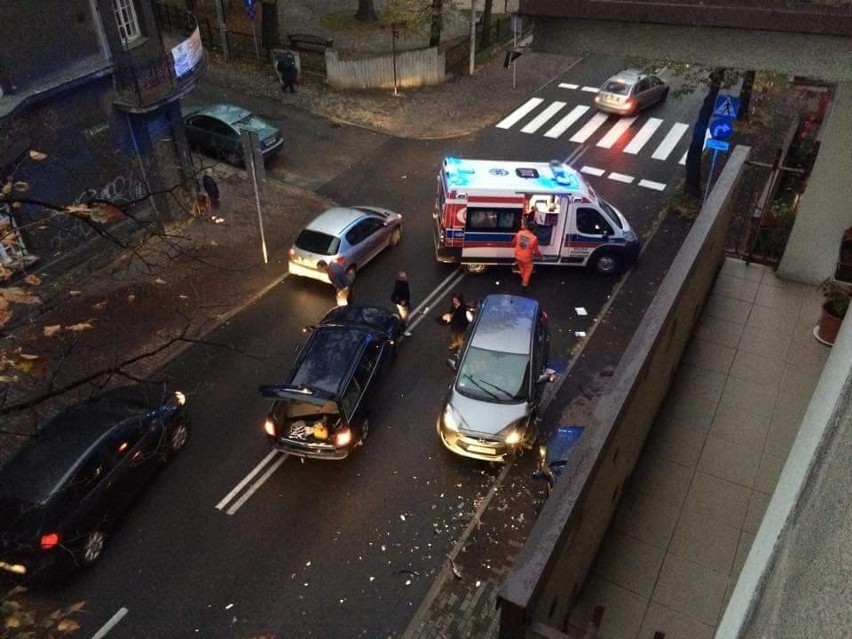 Wypadek w Bielsku-Białej. Samochód potrącił pieszą