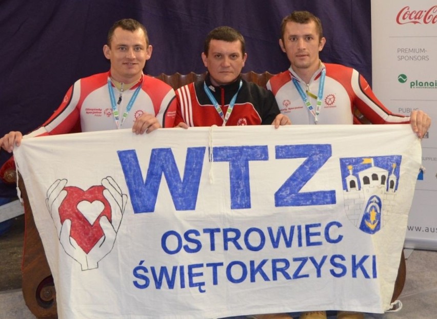 Dwaj ostrowieccy zawodnicy Olimpiad Specjalnych przywieźli z zawodów w Austrii medale