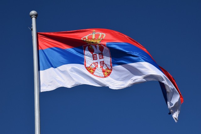 Mniejszość albańska pomoże ustanowić nowy rząd w Serbii, jeśli przyłączy się ona do sankcji wymierzonych w Federację Rosyjską.