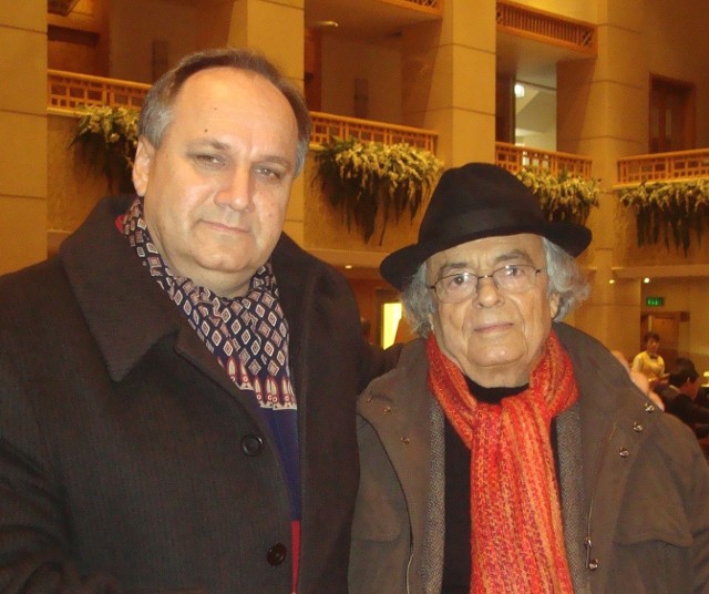 Bydgoski literat z poeta Adonisem (po prawej) pochodzącym z Syrii, zdobywcą chińskiej nagrody wagi Nobla